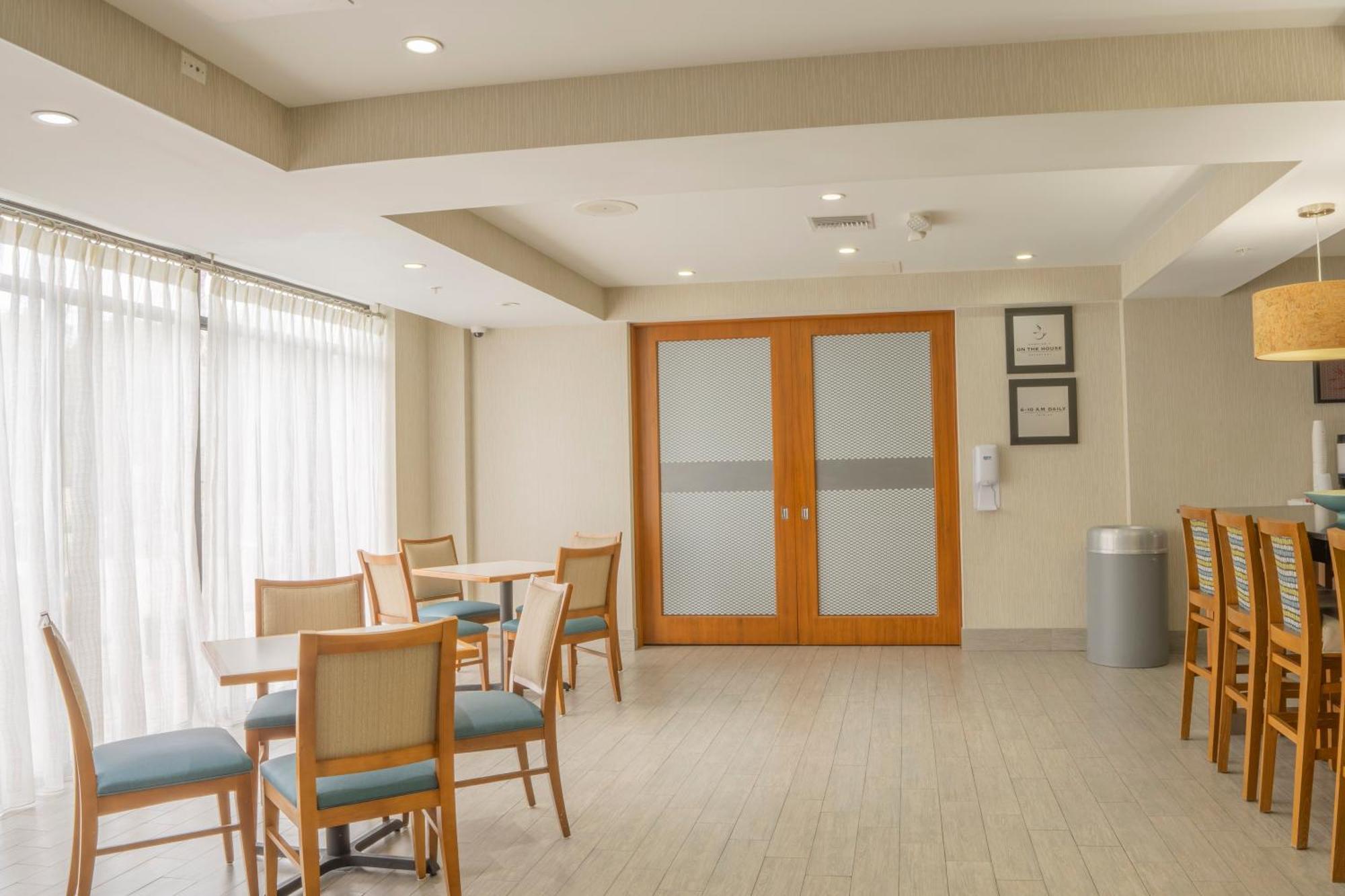 Hampton Inn Jacksonville South/I-95 At Jtb Екстер'єр фото